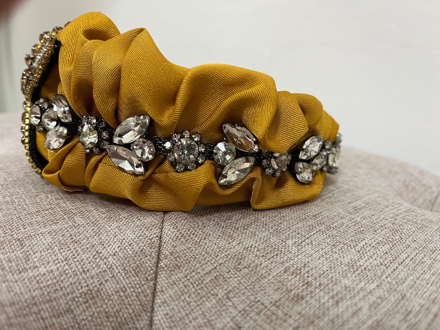 Mustard headband with stunning rhinestone details
