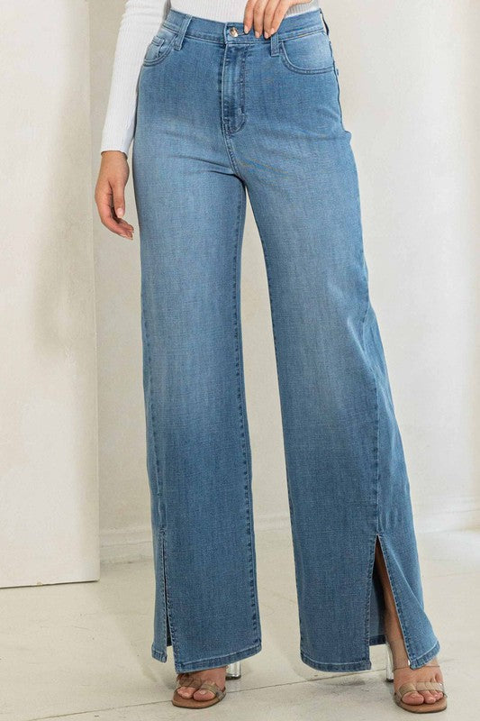 Vibrant/ High rise front bottom slits wide jeans